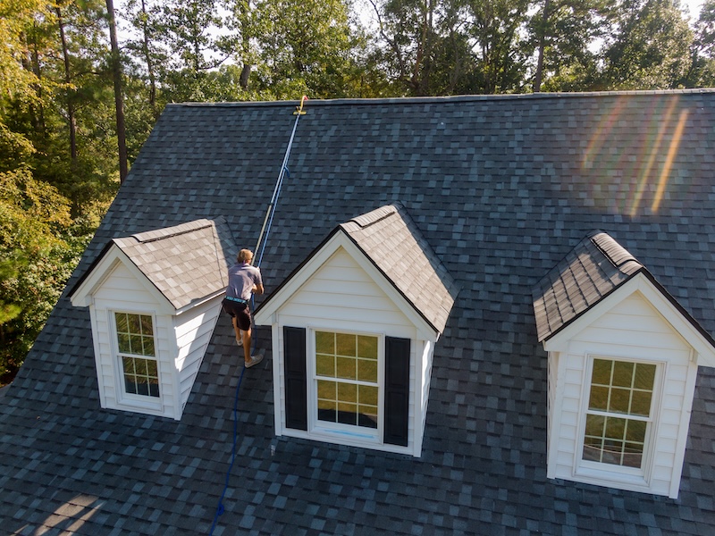Roof inspection with drone